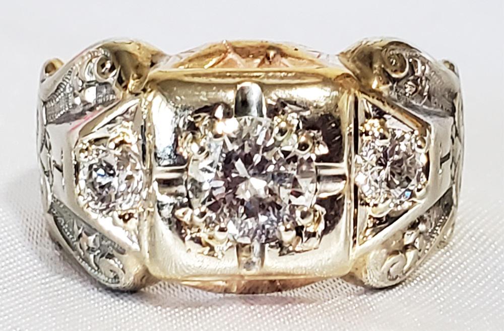 ROUND BRILLIANT 0.92 CTS. CENTER STONE 14KT RING (1 of 7)