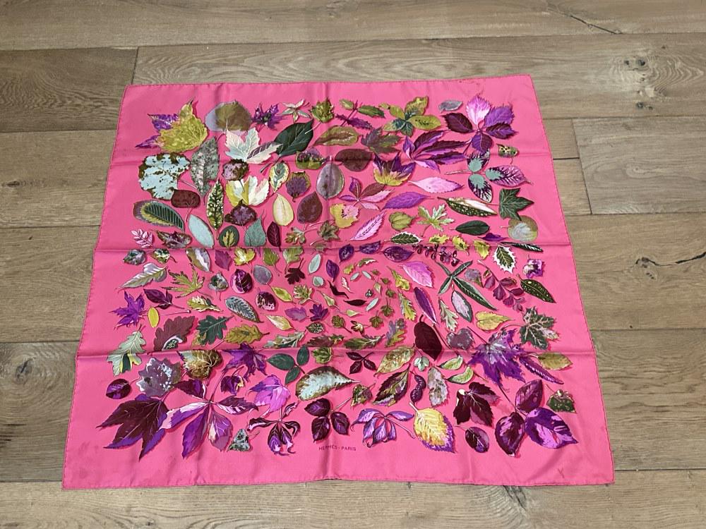 HERMES PARIS SILK SCARF- FALL LEAF PATTERN (1 of 2)