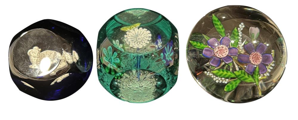 LOT OF (3) GLASS PAPERWEIGHTS (1 of 5)