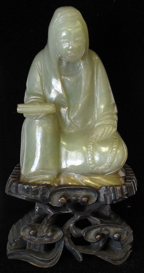 CARVED JADE QUAN YIN FIGURE circa late 19th- ea: CARVED JADE QUAN YIN FIGURE circa late 19th- early 20th century height- 3"