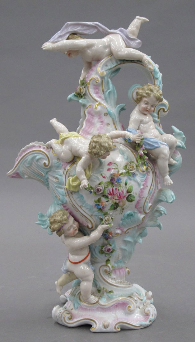 MEISSEN PORCELAIN FIGURAL URN with cherubs heig: MEISSEN PORCELAIN FIGURAL URN with cherubs height- 15"