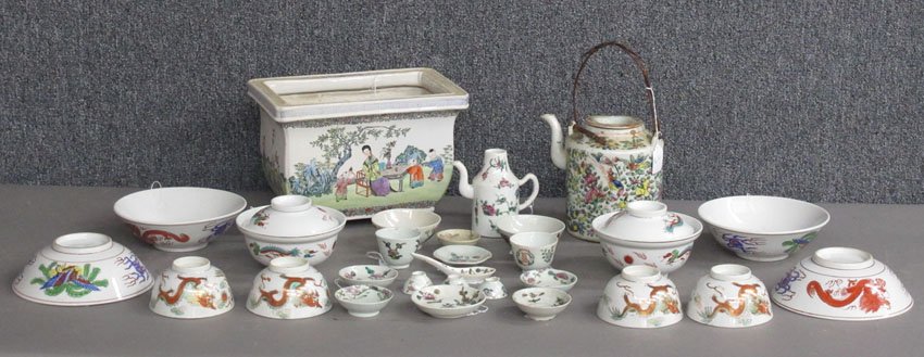 LOT OF ASIAN PORCELAINS planter, teapots, cups, : LOT OF ASIAN PORCELAINS planter, teapots, cups, bowls