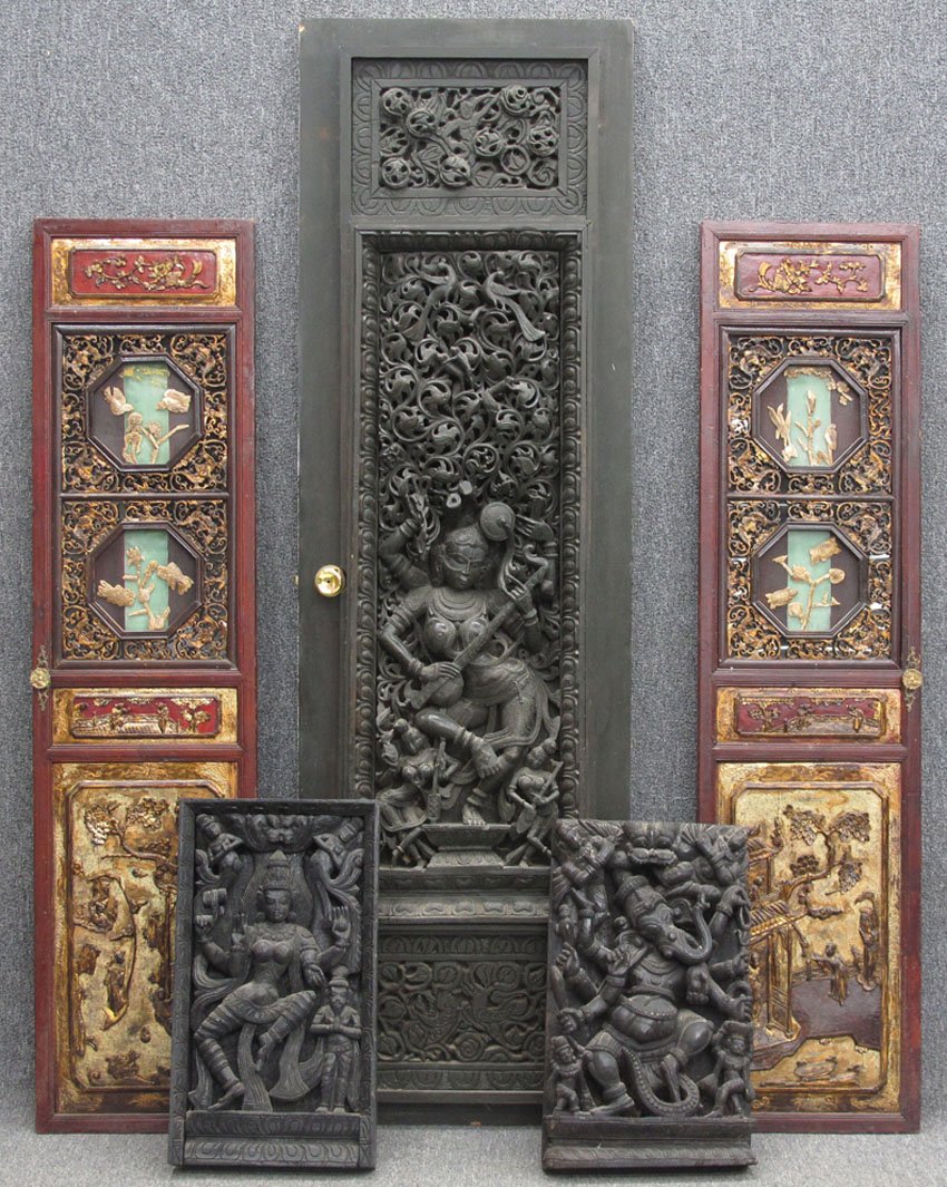 LOT OF (5) ASIAN CARVINGS panels and door: LOT OF (5) ASIAN CARVINGS panels and door