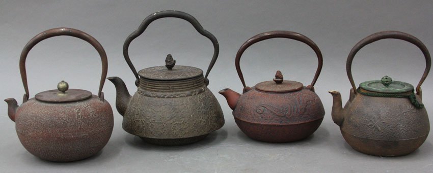 LOT OF (4) JAPANESE CAST METAL TEAPOTS heights-: LOT OF (4) JAPANESE CAST METAL TEAPOTS heights- 4"- 5 1/2"