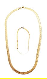 LADYS 10KT GOLD NECKLACE & BRACELET