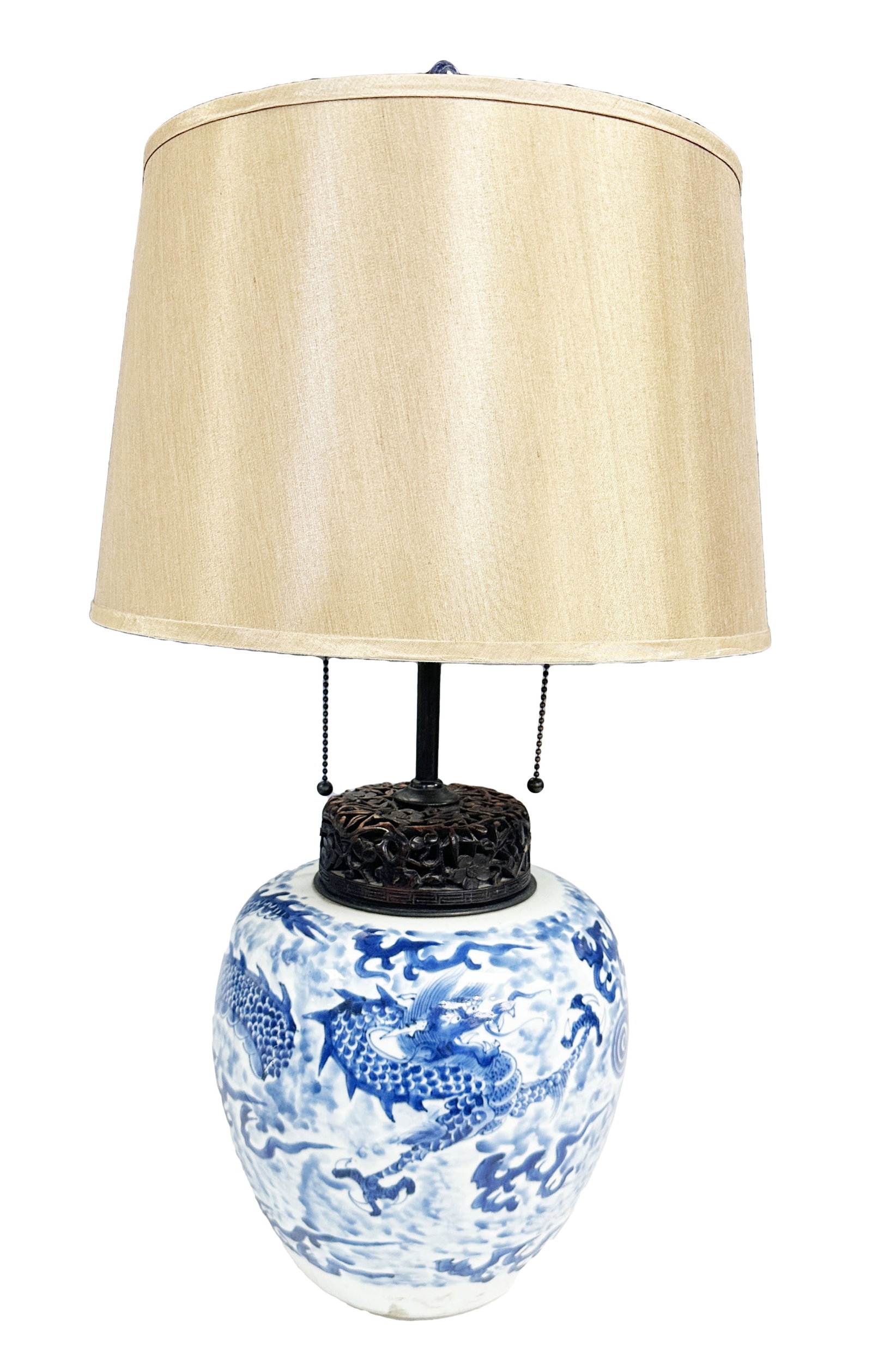 CHINESE BLUE AND WHITE POTTERY LAMP (1 of 5)
