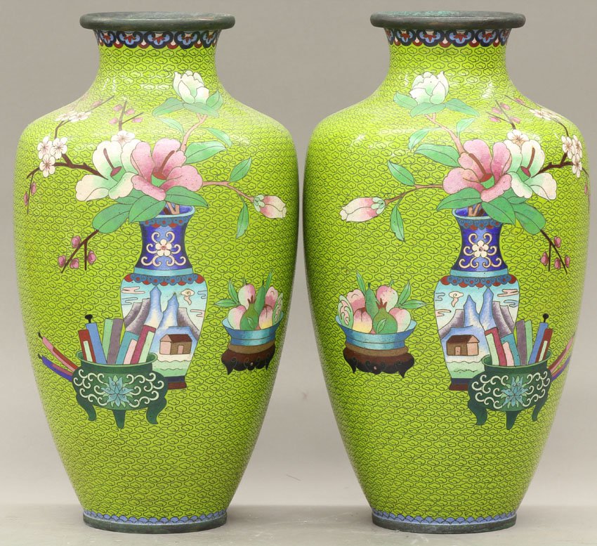 PAIR OF CHINESE CLOISONNE VASES circa late 19th/e: PAIR OF CHINESE CLOISONNE VASES circa late 19th/early 20th century height- 15"