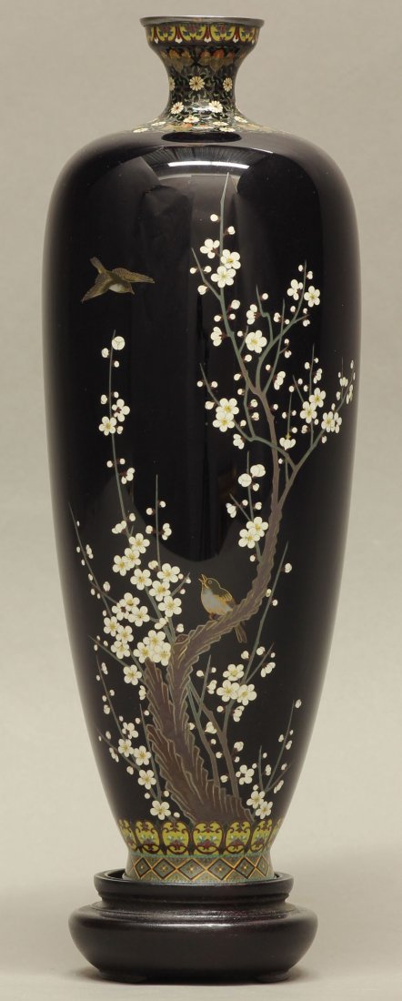FINE JAPANESE CLOISONNE MEIJI PERIOD VASE: FINE JAPANESE CLOISONNE MEIJI PERIOD VASE signed- Inaba Nanaho height- 8 1/4"