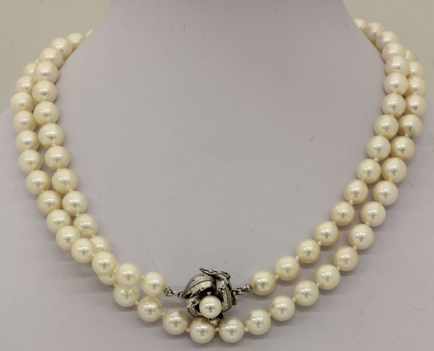 LADIES PEARL NECKLACE : LADIES PEARL NECKLACE