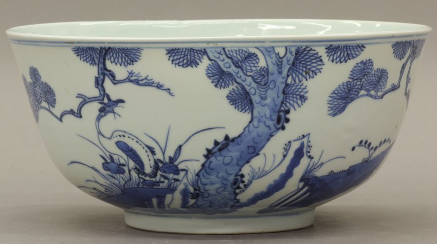 EARLY CHINESE BLUE AND WHITE PORCELAIN BOWL with : EARLY CHINESE BLUE AND WHITE PORCELAIN BOWL with mark diameter- 7 1/2"