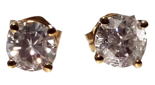 PAIR OF DIAMOND STUD 14KT Y.G. EARRINGS