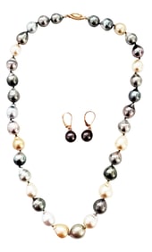 LADYS SOUTH SEA PEARL NECKLACE & EARRINGS