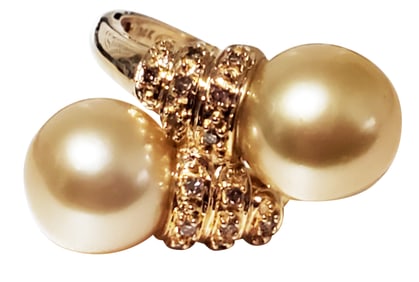 LADYS 14KT DOUBLE PEARL & DIAMOND RING