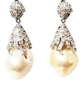 PAIR OF PEARL & STERLING EARRINGS