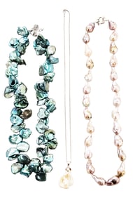 LOT OF (3) PEARL NECKLACES
