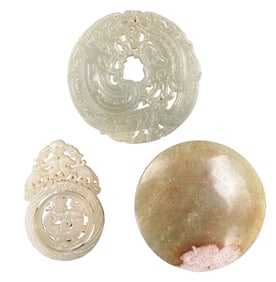 CHINESE JADE CARVINGS, LOT OF (3)