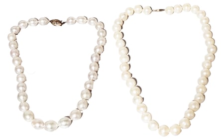 LOT OF (2) LADYS STRAND OF PEARL NECKLACES