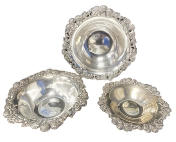 TIFFANY & CO. STERLING SILVER (3) PC. BOWL SET