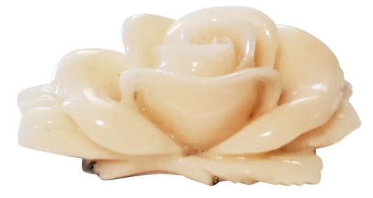 VINTAGE CORAL CARVED PIN W/ FLORAL DESIGN