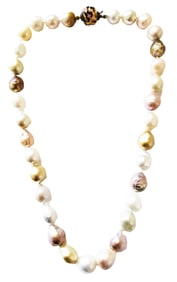 LADYS STRAND PEARL NECKLACE