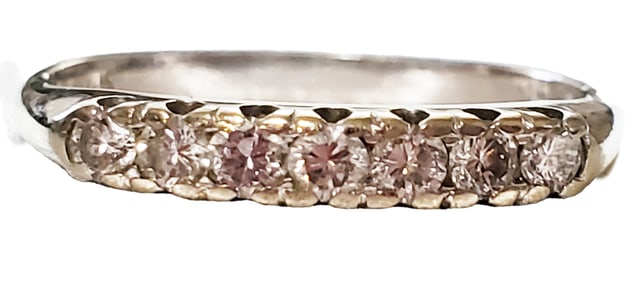 LADY'S DIAMOND AND 18  KT GOLD RING