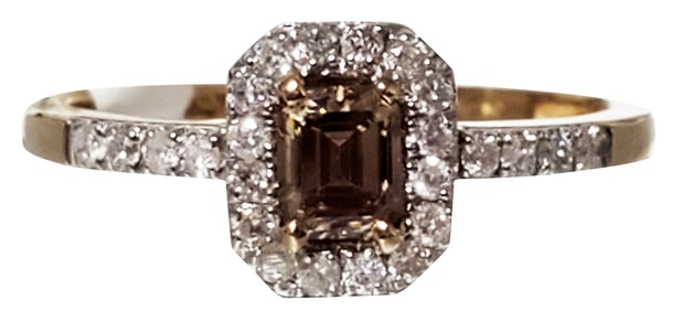 LADYS .50 CTS. DIAMOND CENTER STONE 14KT RING