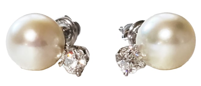 PAIR OF 14KT PEARL & DIAMOND EARRINGS
