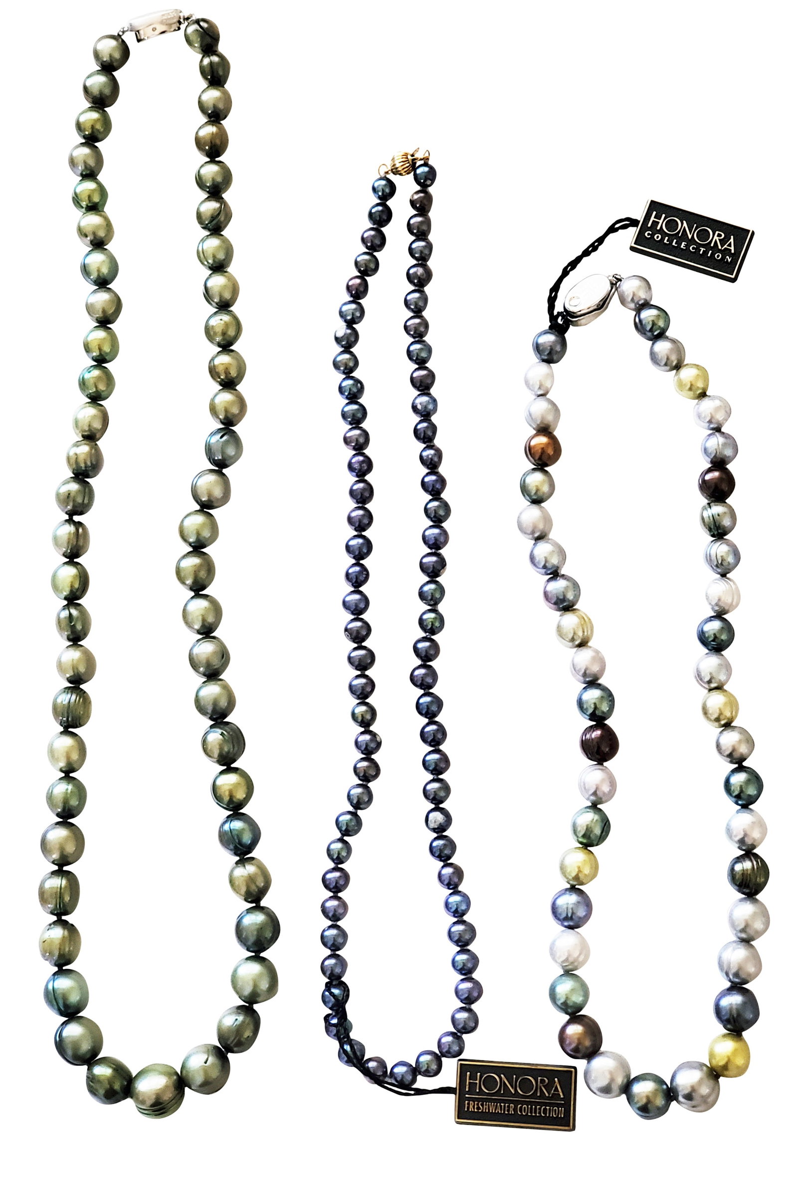 LOT OF (3) LADYS PEARL STRAND NECKLACES: Weight- 145 grams Length- 14" -18" Shipping U.S. $30 plus insurance