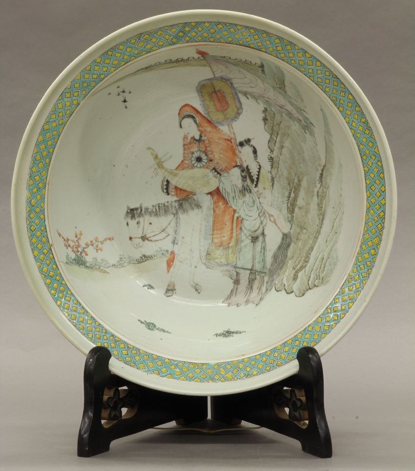 QING DYNASTY PORCELAIN FAMILLE VERTE BOWL diameter-: QING DYNASTY PORCELAIN FAMILLE VERTE BOWL diameter- 15 3/4"
