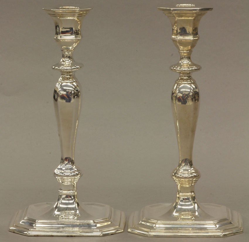PAIR OF TIFFANY & CO. STERLING SILVER CANDLESTANDS: PAIR OF TIFFANY & CO. STERLING SILVER CANDLESTANDS height- 9 1/2" weight- 27 troy oz.