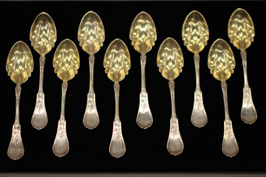 GROUPING OF (10) STERLING SILVER SPOONS weight- 4.: GROUPING OF (10) STERLING SILVER SPOONS weight- 4.5 troy oz.