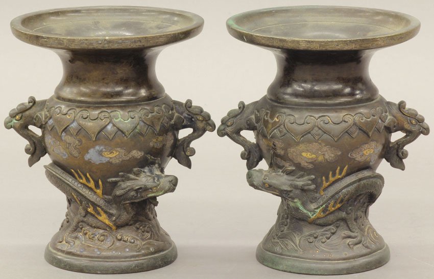 PAIR OF JAPANESE BRONZE URNS circa 19th century he: PAIR OF JAPANESE BRONZE URNS circa 19th century height- 5 1/4"