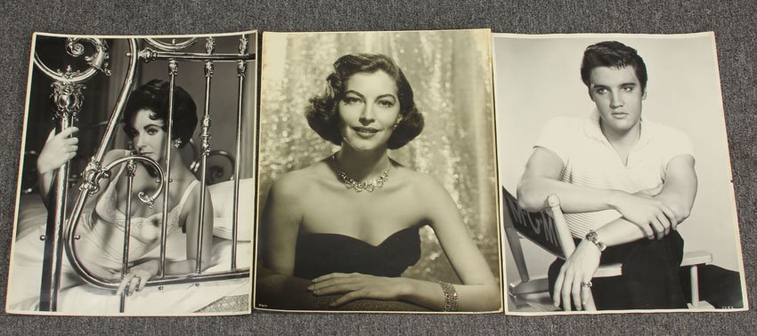 LOT OF (37} MOVIE POSTERS: LOT OF (37} MOVIE POSTERS