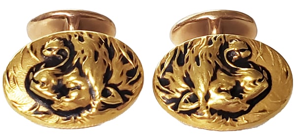 PAIR OF 18KT CUFF LINKS
