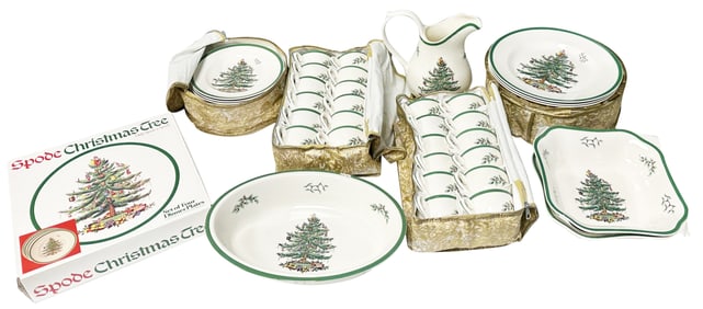 SPODE CHRISTMAS DINNER SERVICE
