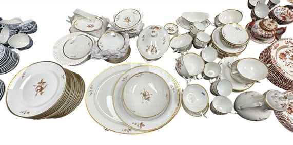ROYAL COPENHAGEN CROWN ROSE DINNER SERVICE