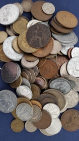 LOT OF FOREIGN COINS