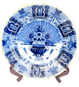 DELFT 18TH C. PEACOCK B&W CHARGER