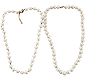LOT OF (2) LADYS STRAND OF PEARL NECKLACES
