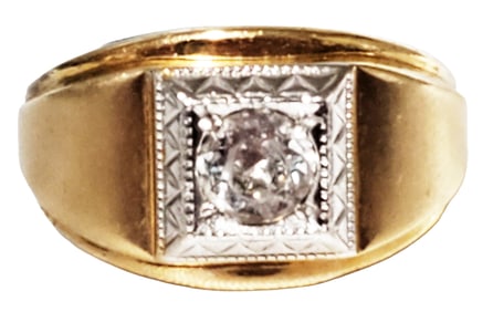 18 KT Y.G. RING W/ CLEAR STONE