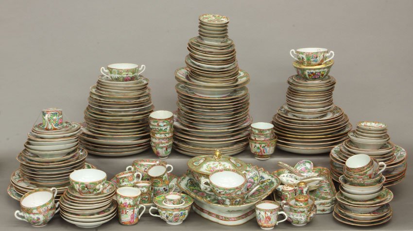 LARGE ASSORTMENT OF ROSE CANTON CHINA total- 281 pcs, n: LARGE ASSORTMENT OF ROSE CANTON CHINA total- 281 pcs, note- some chips, hairline cracks