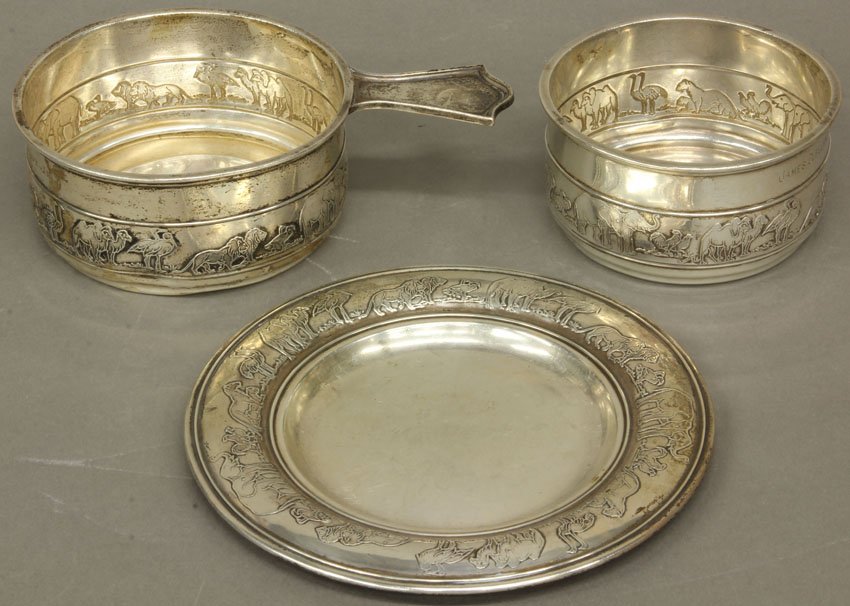 LOT OF (3) STERLING SILVER CHILDREN'S BOWLS Noah's Art : LOT OF (3) STERLING SILVER CHILDREN'S BOWLS Noah's Art pattern on side weight- 14 troy oz.
