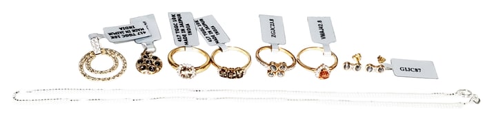 LADYS 10KT JEWELRY- LOT OF (8) PCS.