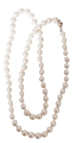 LADYS PEARL STRAND NECKLACE W/ 14KT CLASP