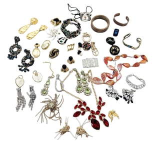 LOT OF (34) PCS. OF COSTUME JEWELRY