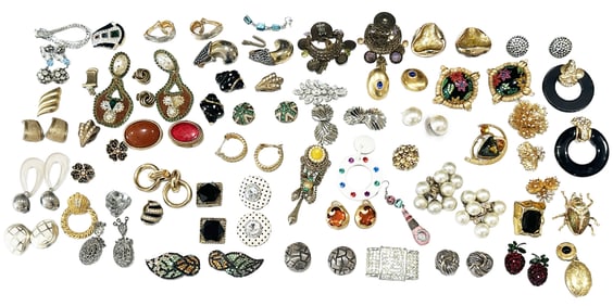 LOT OF (49) PCS. OF COSTUME JEWELRY