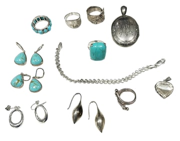 LOT OF LADYS STERLING SILVER JEWELRY