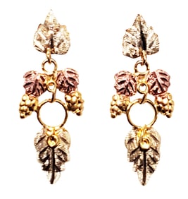 PAIR OF LADYS 14KT STAMPED EARRINGS