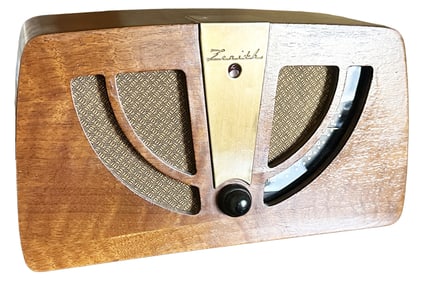 ZENITH MODEL Z VINTAGE RADIO