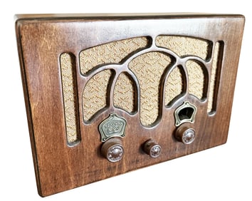 RCA VICTOR VINTAGE RADIO